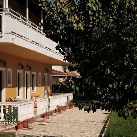 Ξενοδοχείο με διαμερίσματα Serengeti Nap Comfy 3*