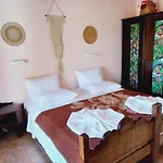 Serengeti Nap Comfy 3* סידריון