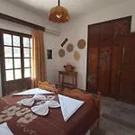 מלון דירות Serengeti Nap Comfy 3*